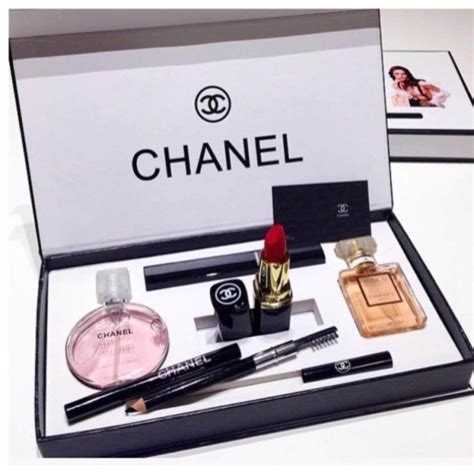 chanel beauty gift